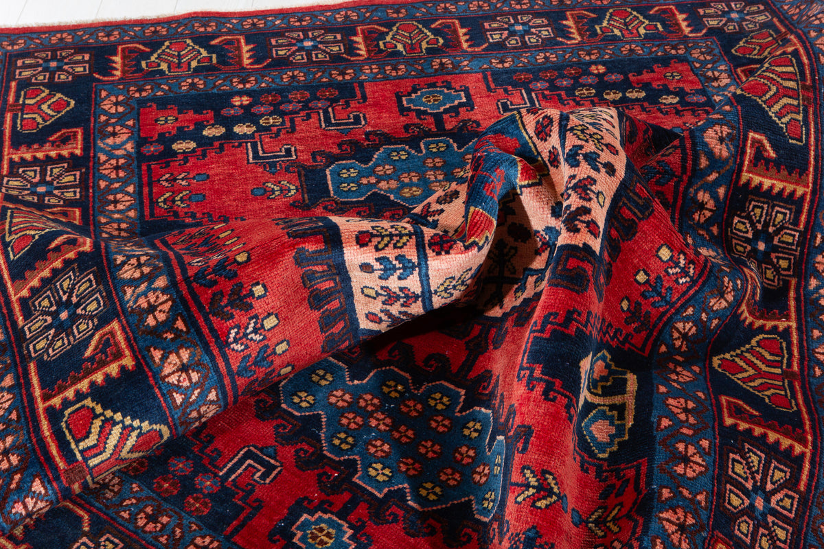 Rare Collectible Vintage Orange Red & Pink Geometric Medallion Wool Rug – 6' 8" x 5' 2" (204 x 158 cm)