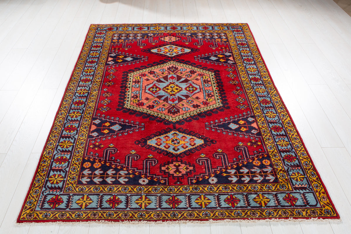 Vintage Orange Red & Pink Geometric Medallion Wool Rug – 6' 9" x 5' 1" (206 x 156 cm)