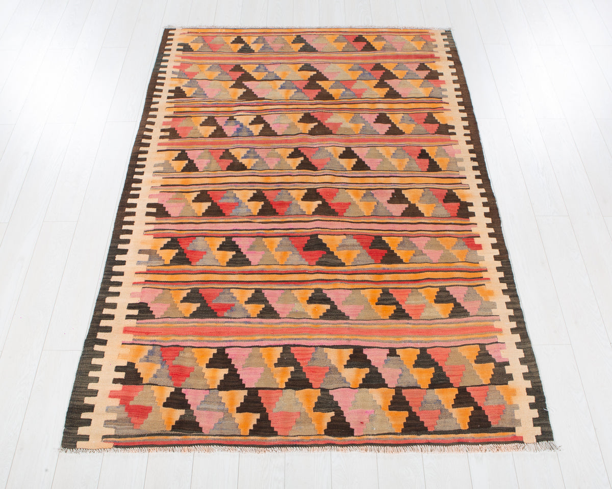 Vintage Multicolour Handwoven Kilim – 7' 7" x 5' 2" (231 x 158 cm)