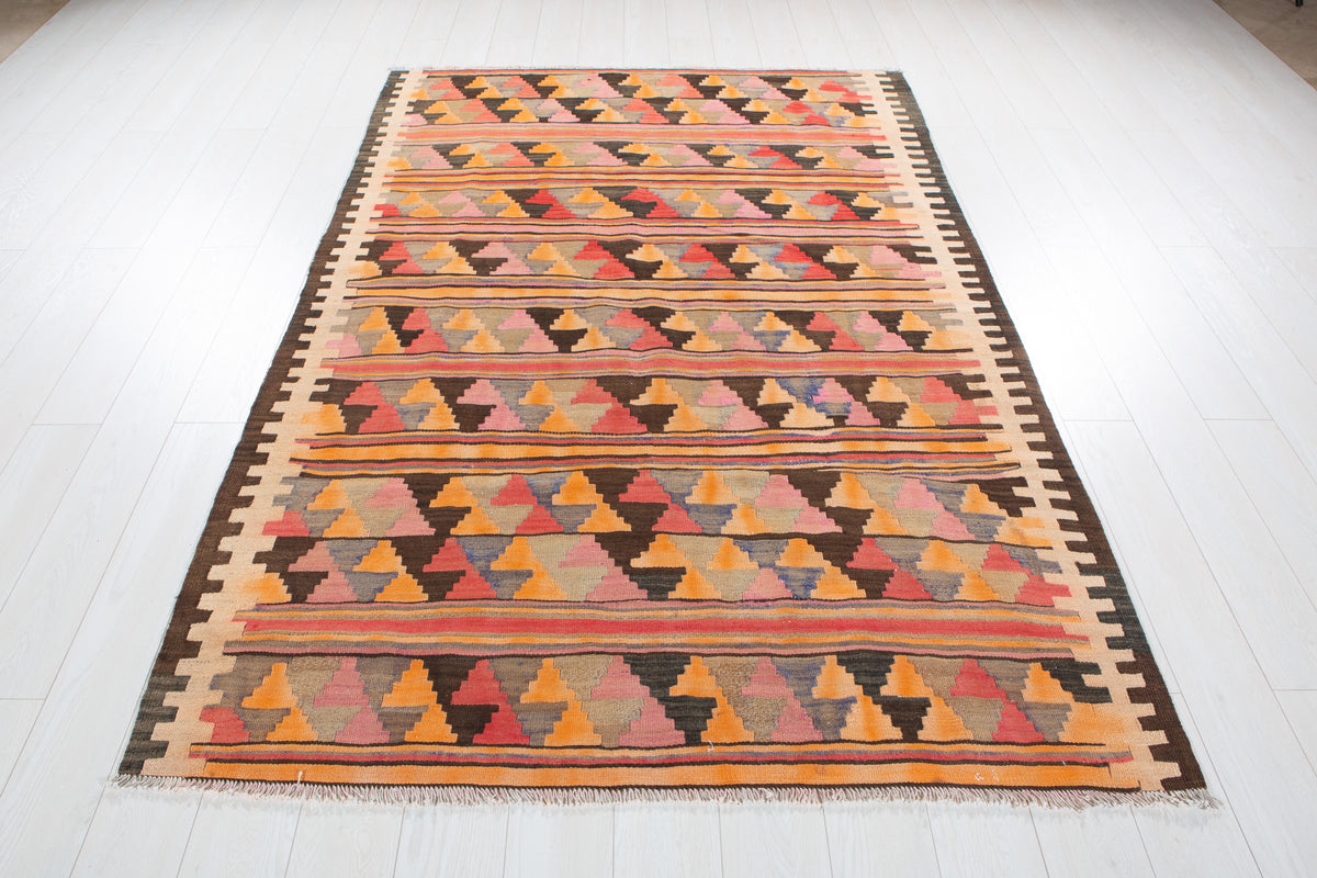 Vintage Multicolour Handwoven Kilim – 7' 7" x 5' 2" (231 x 158 cm)
