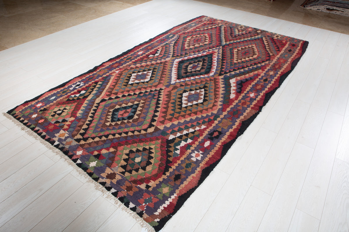 Vintage Multicolour Handwoven Kilim – 11' 1" x 5' 9" (337 x 174 cm)