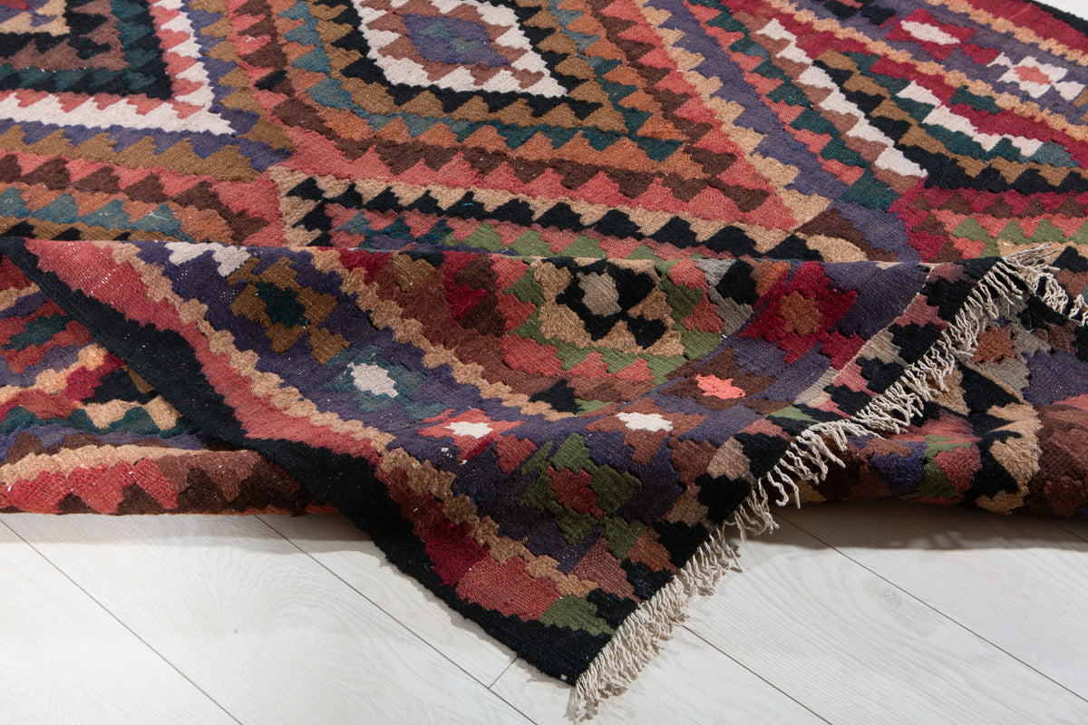 Vintage Multicolour Handwoven Kilim – 11' 1" x 5' 9" (337 x 174 cm)