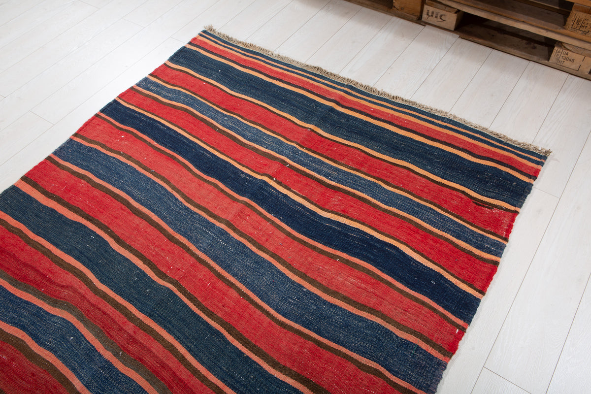 Vintage Red & Navy Blue Handwoven Kilim – 13' 4" x 4' 8" (406 x 141 cm)