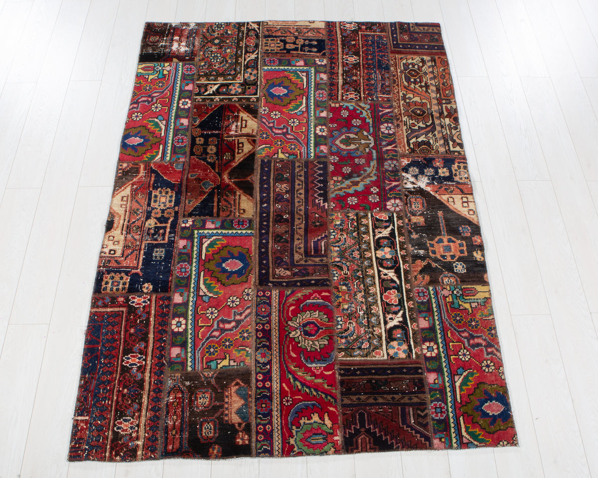 Vintage Multicolour Hand-Knotted Patchwork Rug – 6' 9" x 4' 8" (207 x 141 cm)