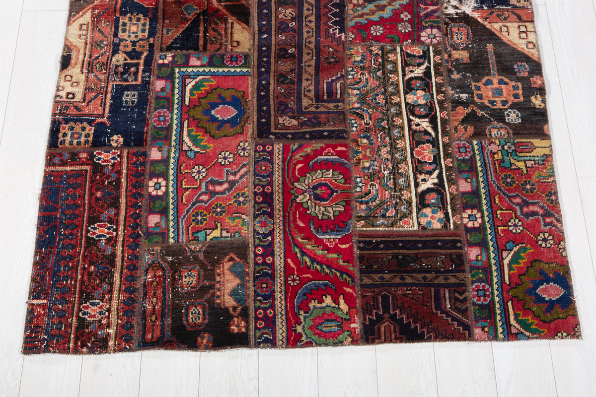 Vintage Multicolour Hand-Knotted Patchwork Rug – 6' 9" x 4' 8" (207 x 141 cm)