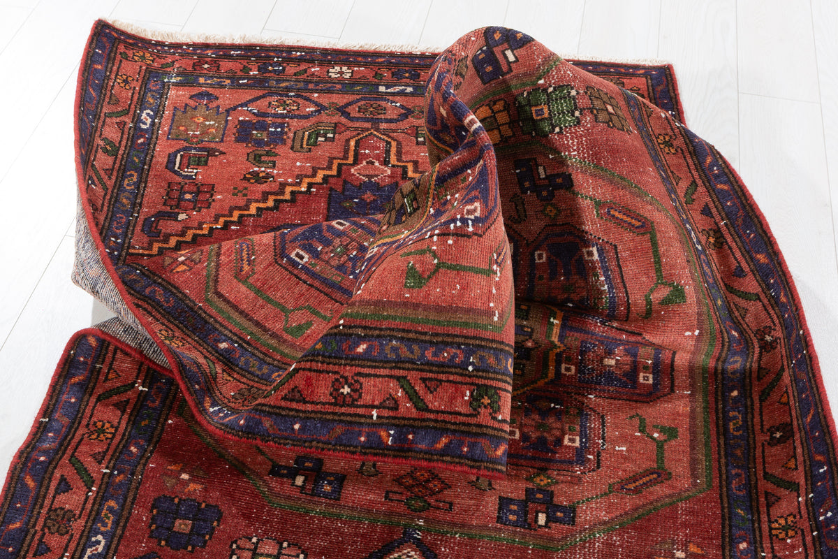 Vintage Geometric Medallion Runner Rug, Rust Red – 9' 4" x 3' 6" (284 x 106 cm)