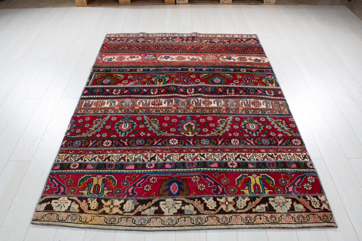 Vintage Multicolour Hand-Knotted Patchwork Rug – 6' 10" x 4' 11" (208 x 151 cm)