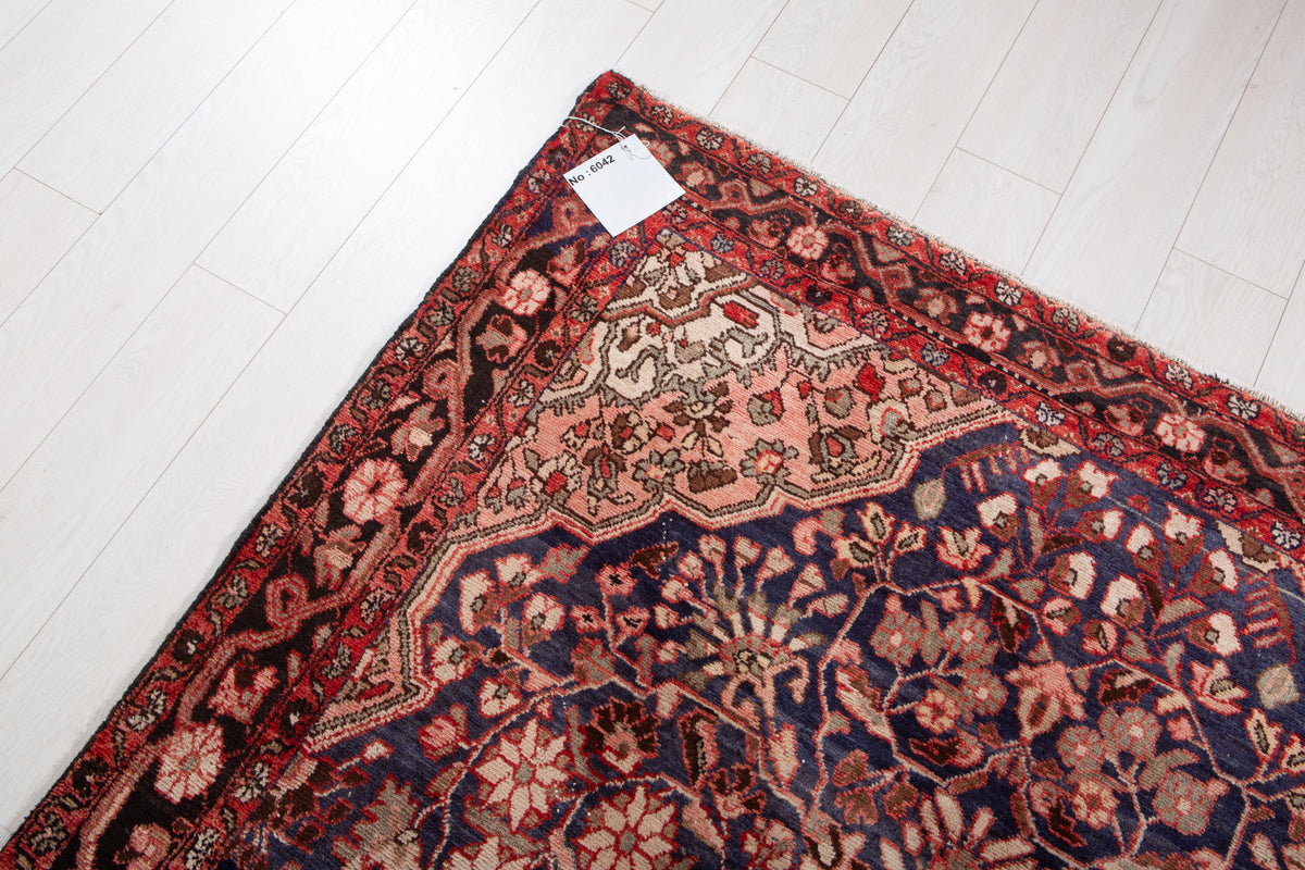 Antique Navy Blue Hand-Knotted Wool Rug – 10' 5" x 5' 5" (318 x 164 cm)