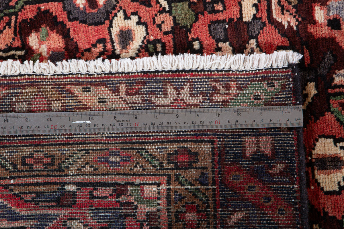 Vintage Red Hand-Knotted Wool Rug – 10' 5" x 4' 7" (318 x 139 cm)