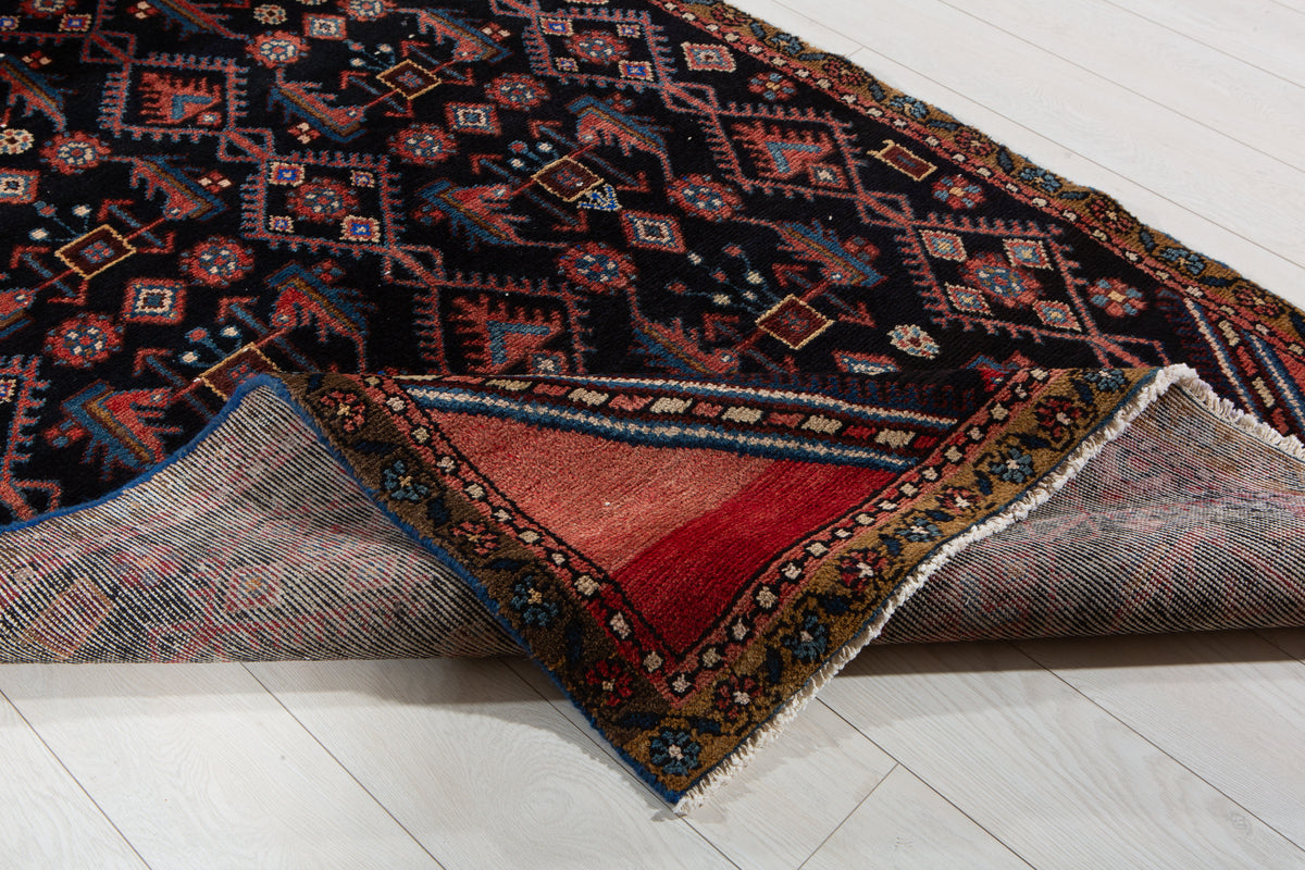 Antique Deep Navy Blue & Red Hand-Knotted Wool Rug – 8' 10" x 3' 11" (270 x 119 cm)