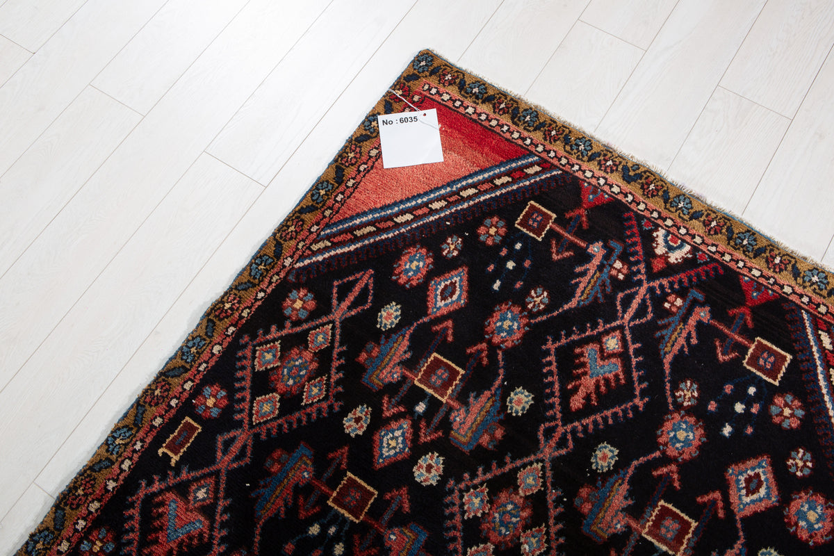 Antique Deep Navy Blue & Red Hand-Knotted Wool Rug – 8' 10" x 3' 11" (270 x 119 cm)