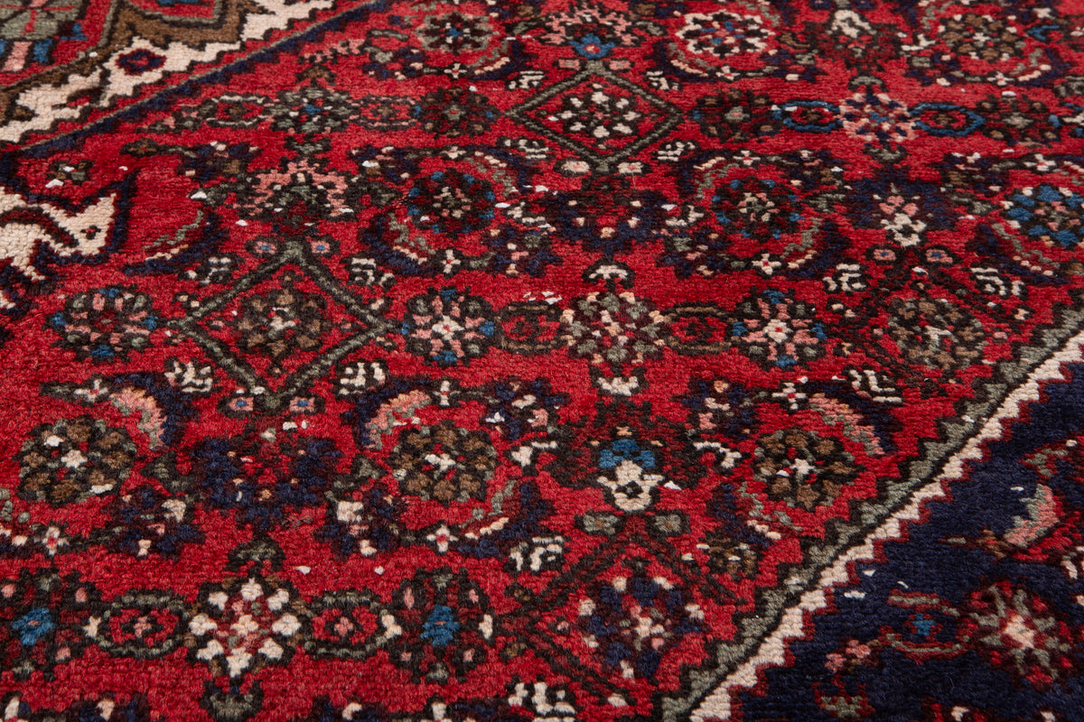 Vintage Red Hand-Knotted Wool Rug – 8' 9" x 5' 10" (266 x 178 cm)