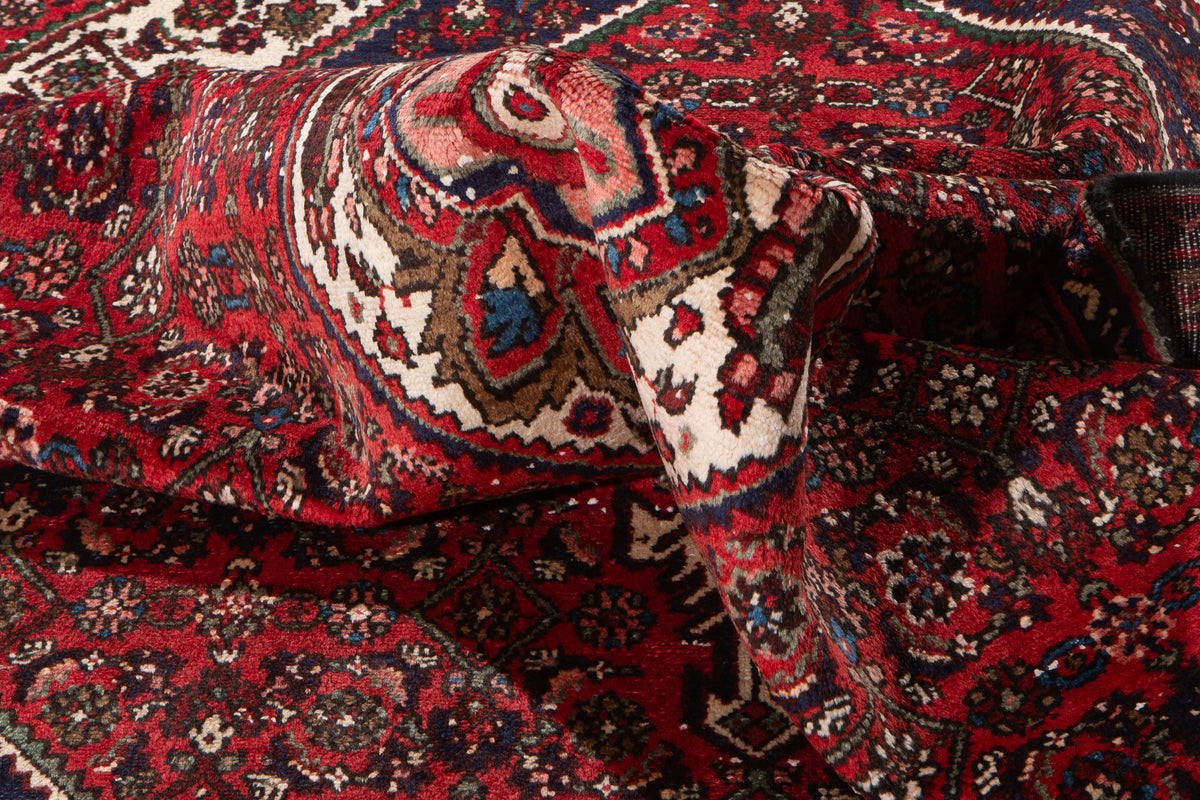 Vintage Red Hand-Knotted Wool Rug – 8' 9" x 5' 10" (266 x 178 cm)