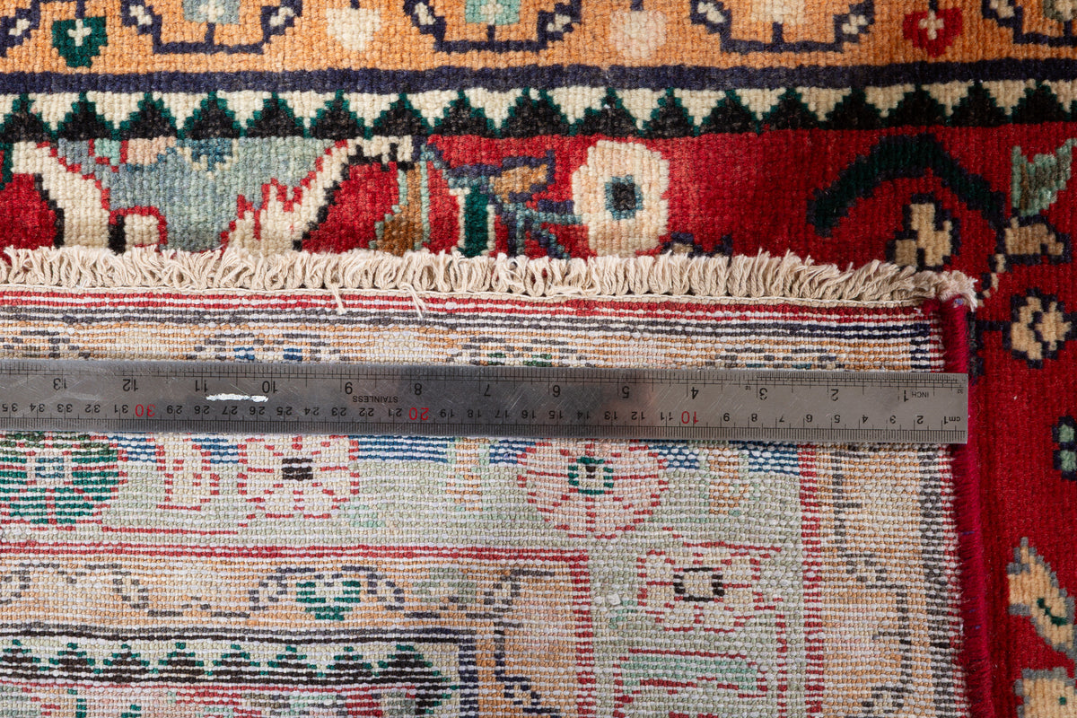 Vintage Floral Medallion Runner Rug, Red – 8' 9" x 3' 8" (267 x 111 cm)