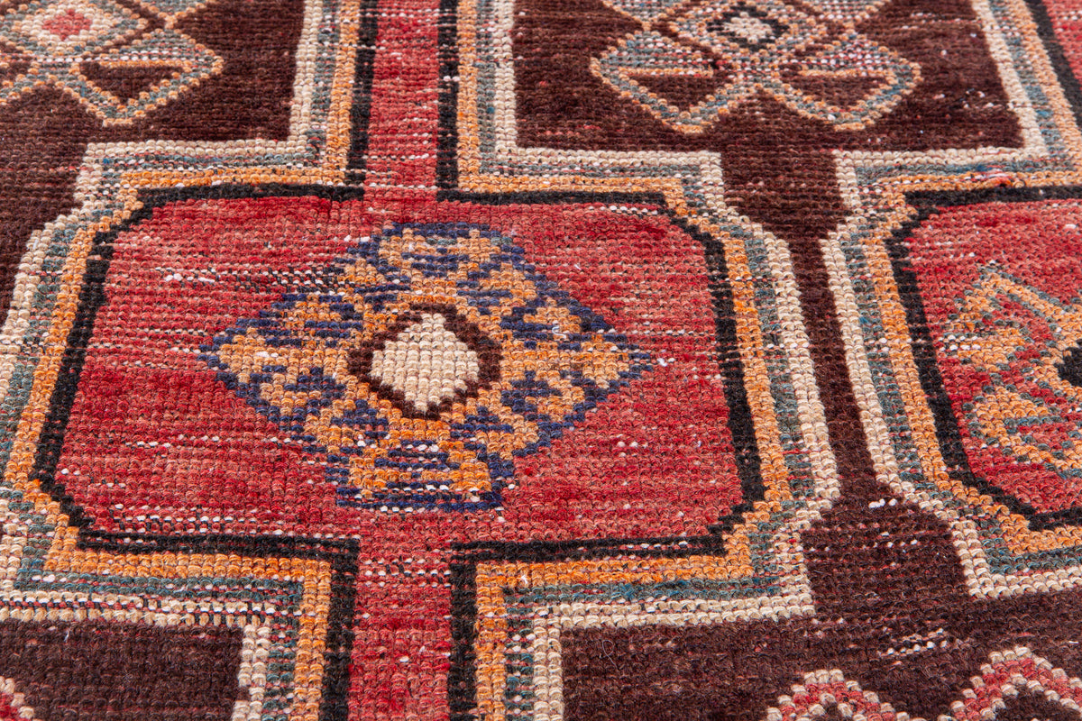 Antique Red Hand-Knotted Wool Rug – 6' 5" x 2' 11" (195 x 90 cm)