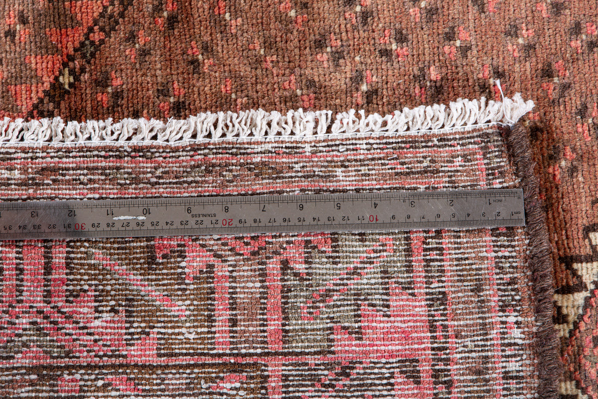 Vintage Hand-Knotted Wool Rug – 7' 1" x 4' 3" (216 x 130 cm)