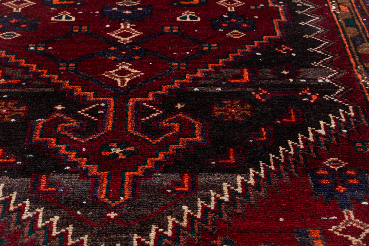 Vintage Red & Black Hand-Knotted Wool Rug – 7' 6" x 3' 10" (228 x 116 cm)