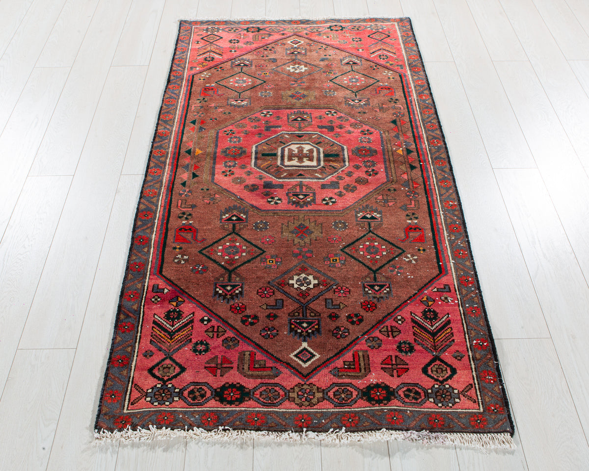 Vintage Rust Red & Pink Hand-Knotted Wool Rug – 5' 9" x 3' 1" (174 x 95 cm)