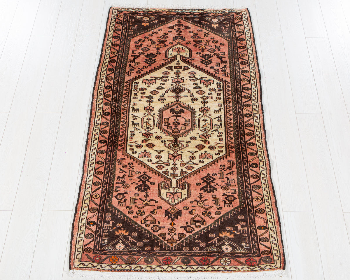 Vintage Coral Pink & Beige Hand-Knotted Wool Rug – 5' 10" x 3' 2" (177 x 96 cm)