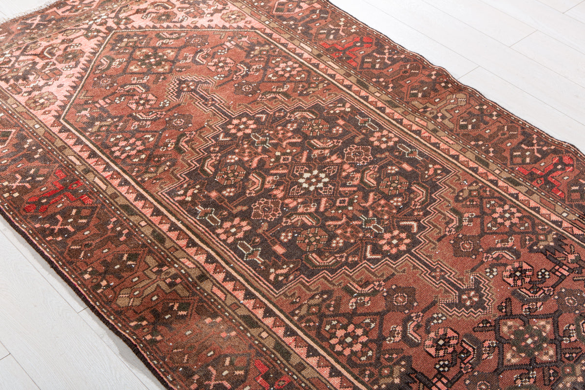 Vintage Rust Red & Salmon Pink Hand-Knotted Wool Rug – 6' 9" x 3' 10" (205 x 117 cm)