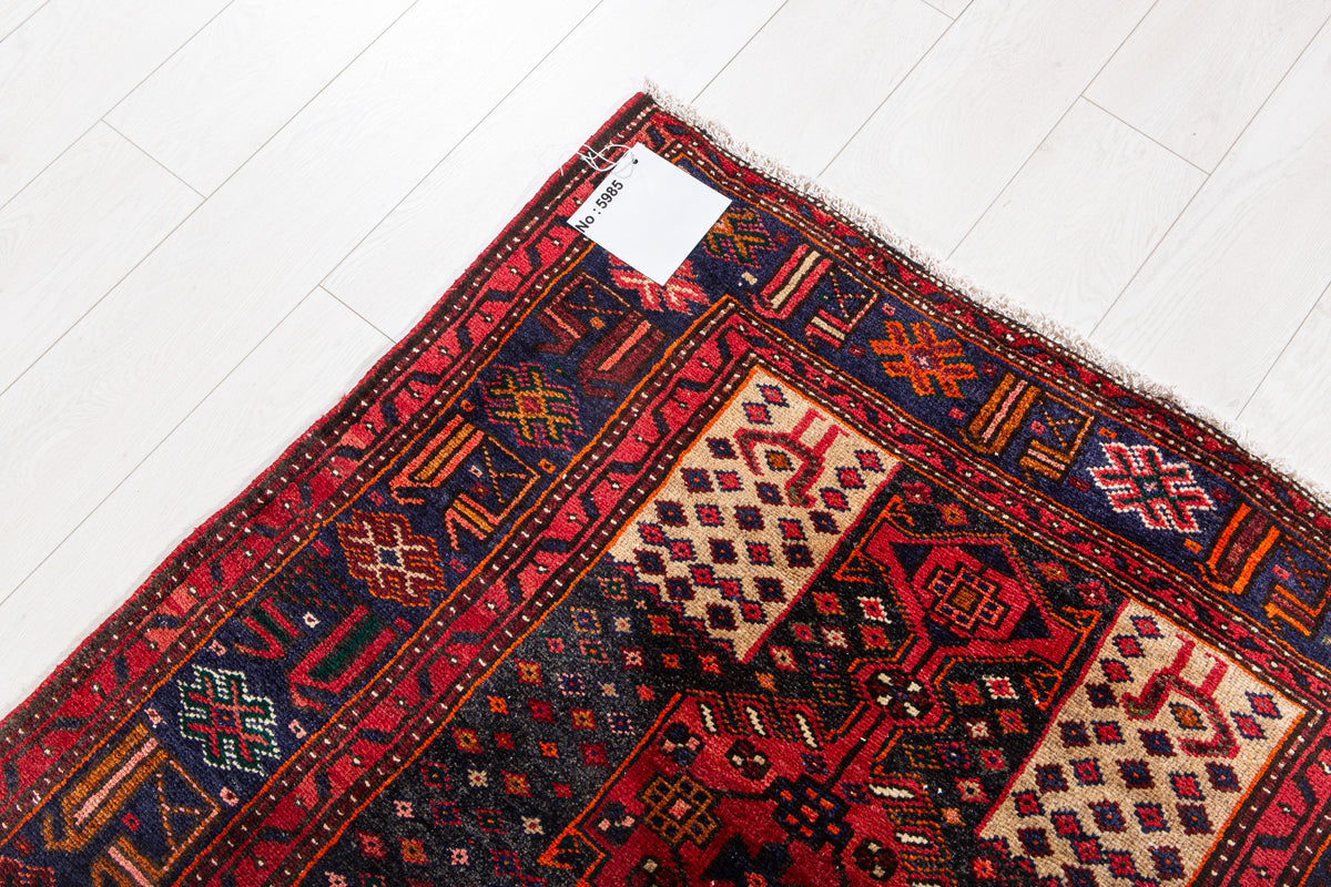 Vintage Navy Blue & Red Hand-Knotted Wool Rug – 7' 3" x 3' 6" (221 x 107 cm)