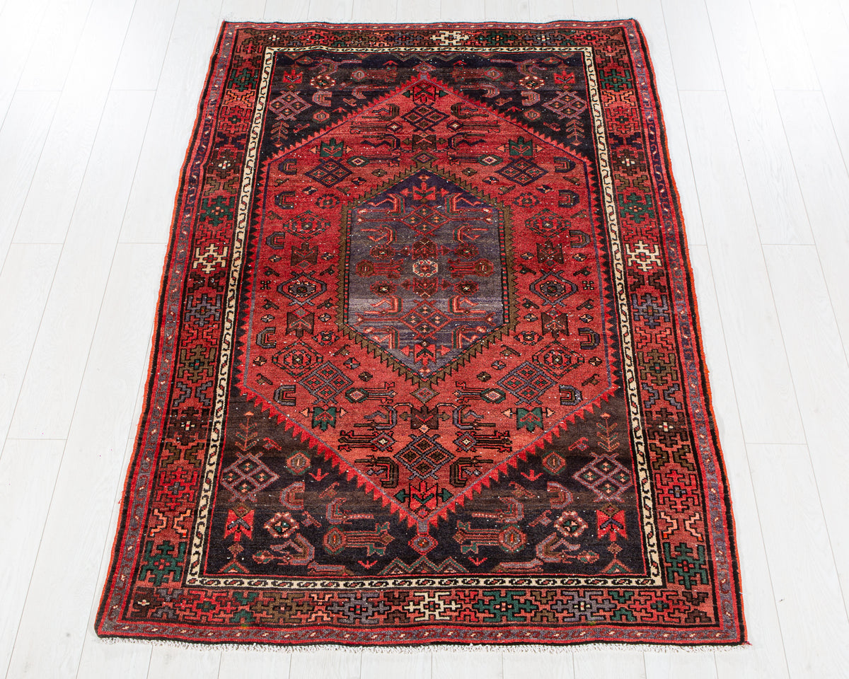 Vintage Red Hand-Knotted Wool Rug – 6' 7" x 4' 7" (200 x 139 cm)