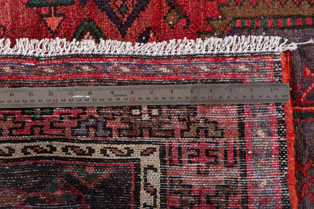 Vintage Red Hand-Knotted Wool Rug – 6' 7" x 4' 7" (200 x 139 cm)