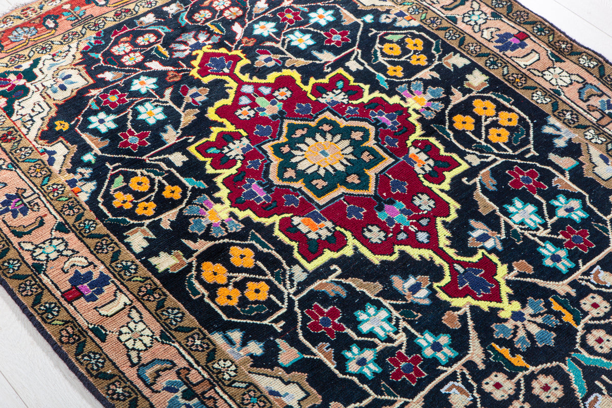 Vintage Navy Blue & Yellow Hand-Knotted Wool Rug – 4' 11" x 3' 9" (149 x 115 cm)