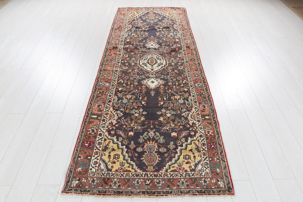 Vintage Runner Rug, Faded Navy – 9' 3" x 3' 4" (283 x 101 cm)