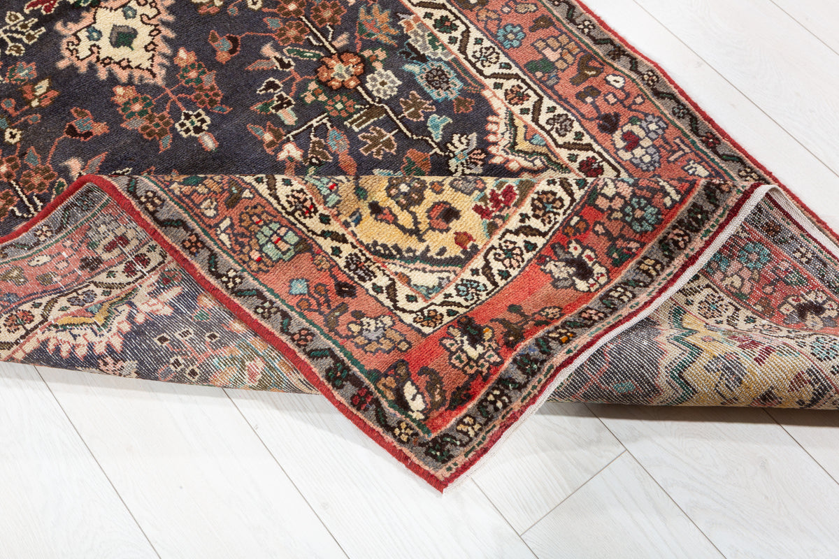 Vintage Runner Rug, Faded Navy – 9' 3" x 3' 4" (283 x 101 cm)