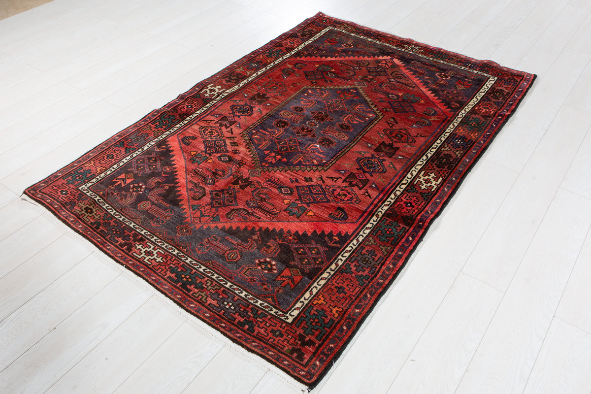 Vintage Red Hand-Knotted Wool Rug – 6' 6" x 4' 4" (199 x 131 cm)