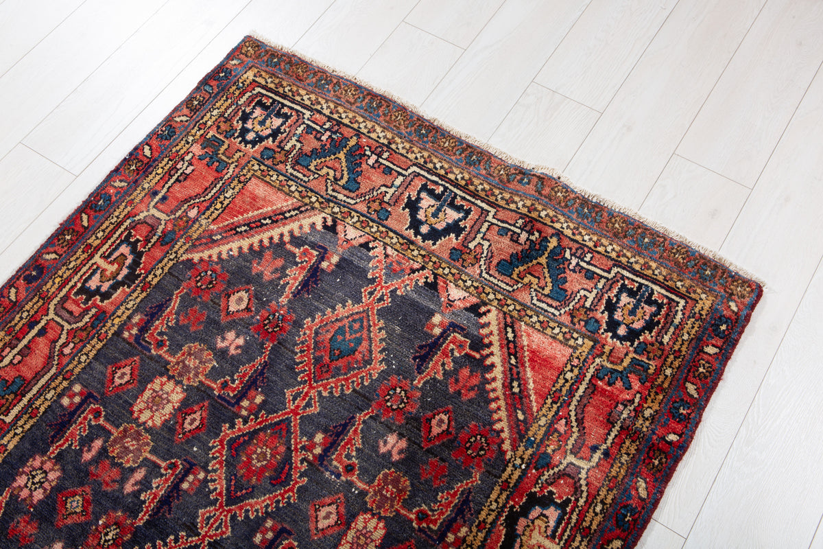 Antique Navy Blue, Red Hand-Knotted Wool Rug – 5' 5" x 3' 5" (166 x 105 cm)
