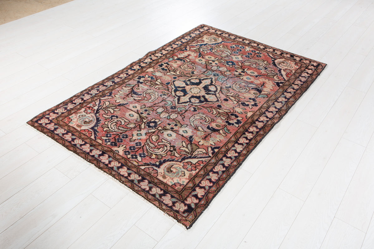 Antique Pink Hand-Knotted Wool Rug – 6' 3" x 4' 0" (191 x 123 cm)