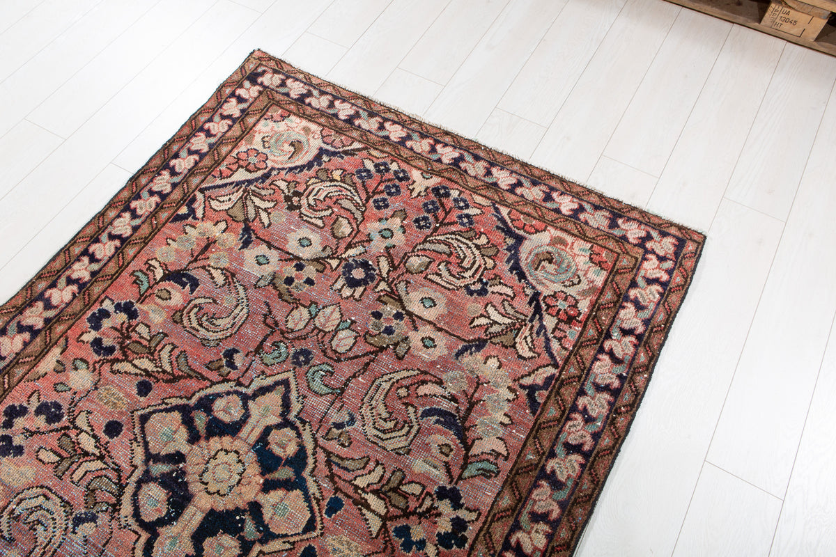 Antique Pink Hand-Knotted Wool Rug – 6' 3" x 4' 0" (191 x 123 cm)