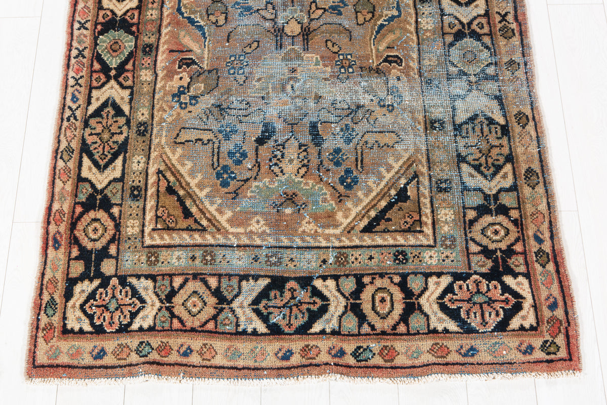 Tapis ancien en laine nouée à la main, rouille orangé – 7' 8" x 3' 10" (234 x 118 cm)