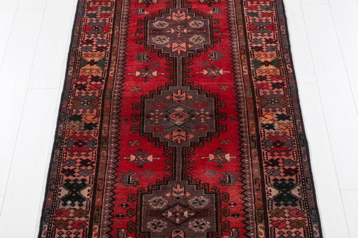 Semi-Antique Linked-Medallion Runner Rug, Red & Salmon Pink – 10' 2" x 3' 6" (311 x 106 cm)