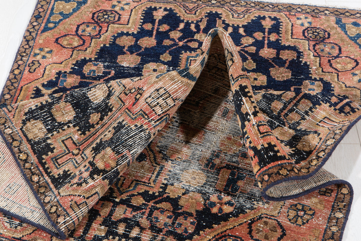 Antique Navy Blue, Peach Hand-Knotted Wool Rug – 5' 6" x 3' 4" (167 x 102 cm)