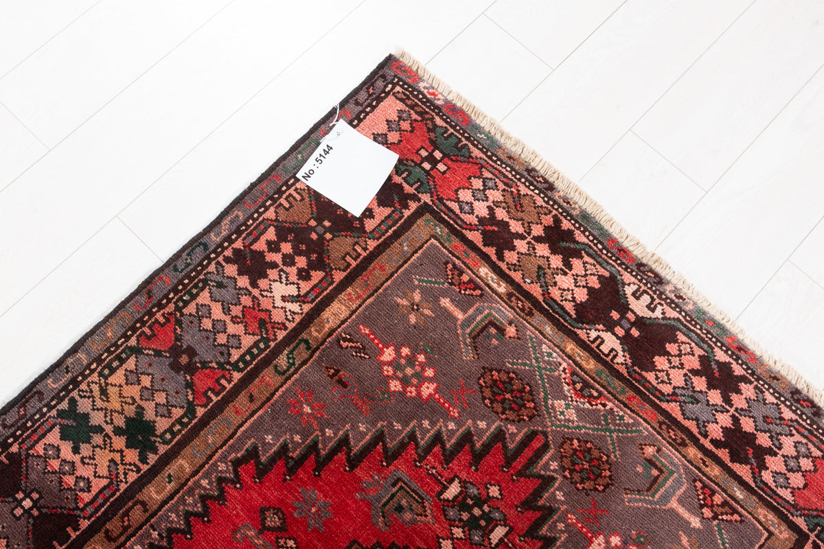 Semi-Antique Linked-Medallion Runner Rug, Red & Salmon Pink – 10' 2" x 3' 6" (311 x 106 cm)