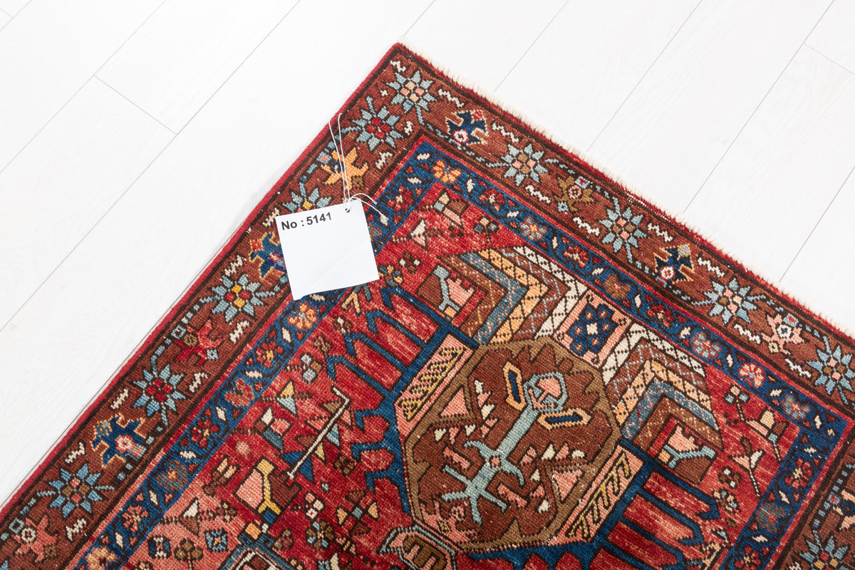Antique Medallion Runner Rug, Faded Red – 10' 9" x 2' 9" (327 x 83 cm)