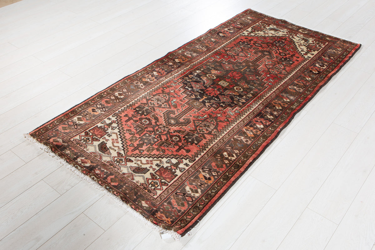 Tapis ancien en laine nouée à la main, rouge rouille délavé – 6' 6" x 3' 3" (199 x 100 cm)