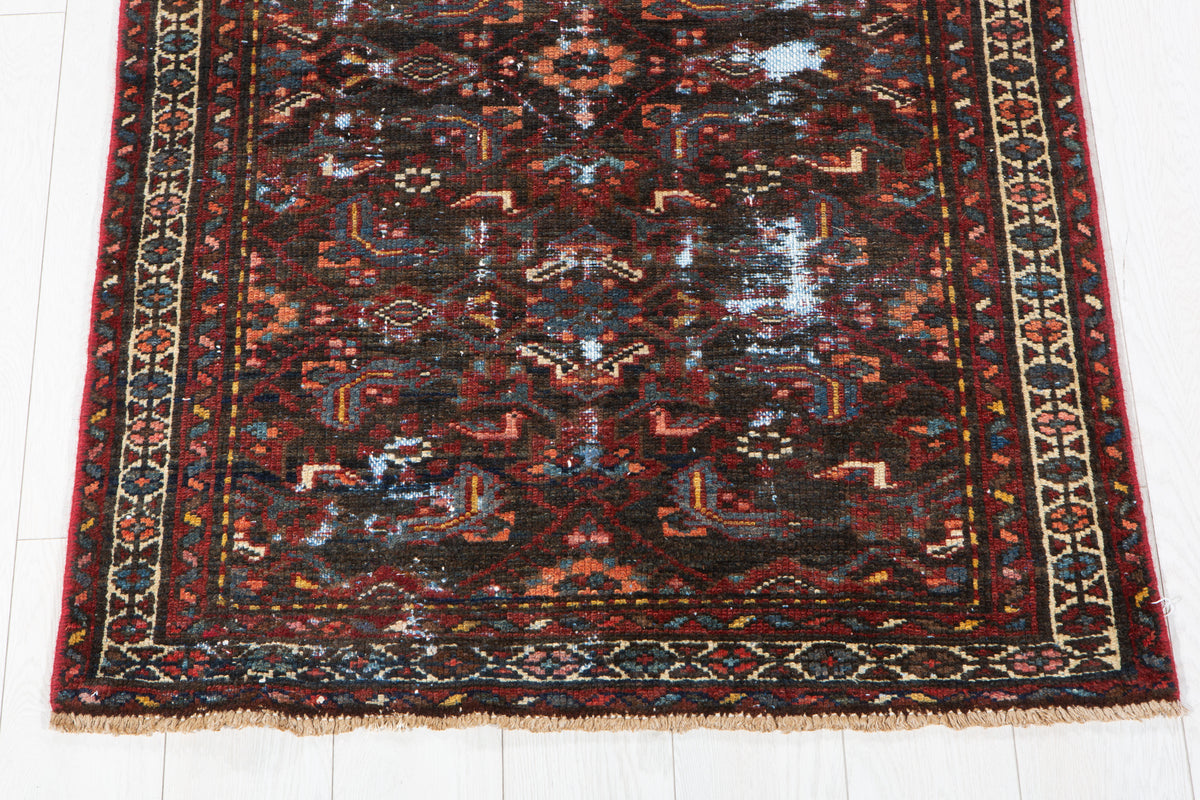 Small Antique Black Rug – 4' 7" x 3' 1" (139 x 95 cm)