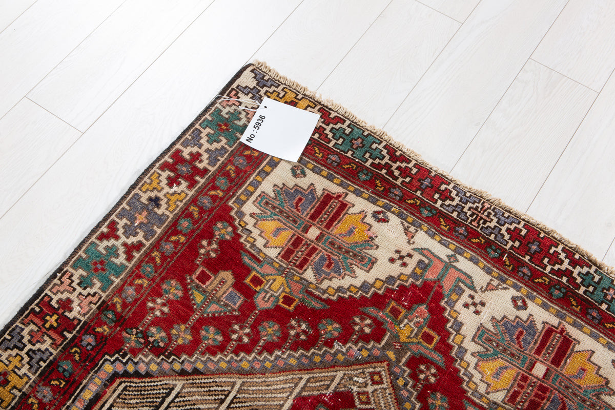 Small Antique Camel Brown & Red Rug – 5' 4" x 3' 4" (162 x 102 cm)