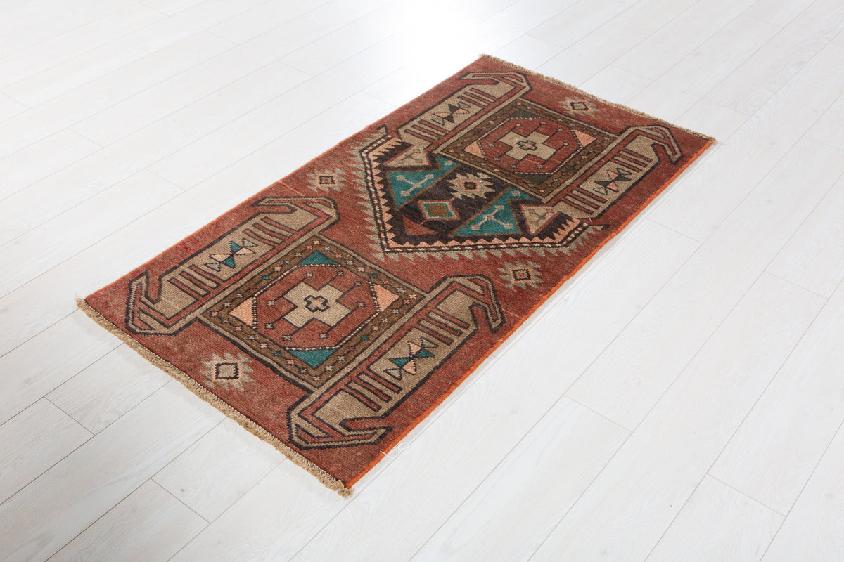 Small Antique Rust Red Rug – 4' 8" x 2' 4" (142 x 71 cm)