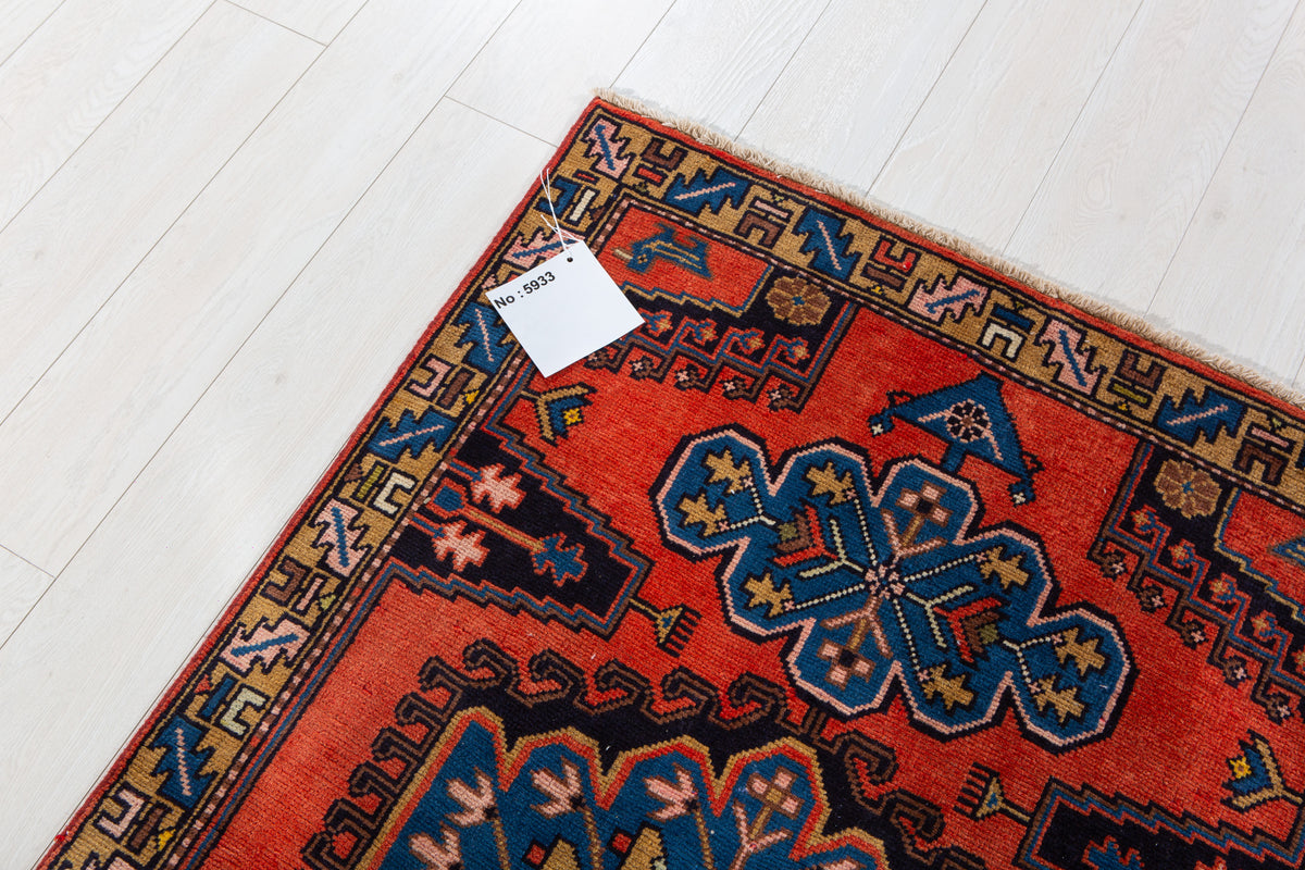 Small Vintage Orange-Red & Blue Rug – 5' 0" x 3' 2" (152 x 97 cm)
