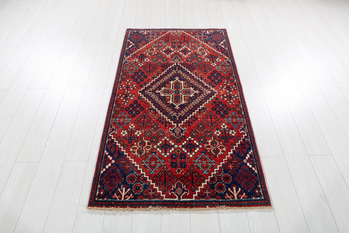 Small Antique Red Rug – 5' 5" x 3' 1" (165 x 95 cm)