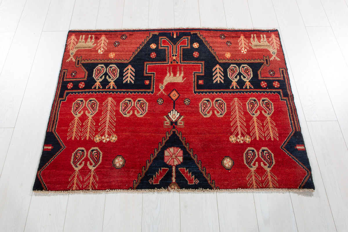 Small Vintage Red Rug – 3' 8" x 2' 11" (113 x 90 cm)