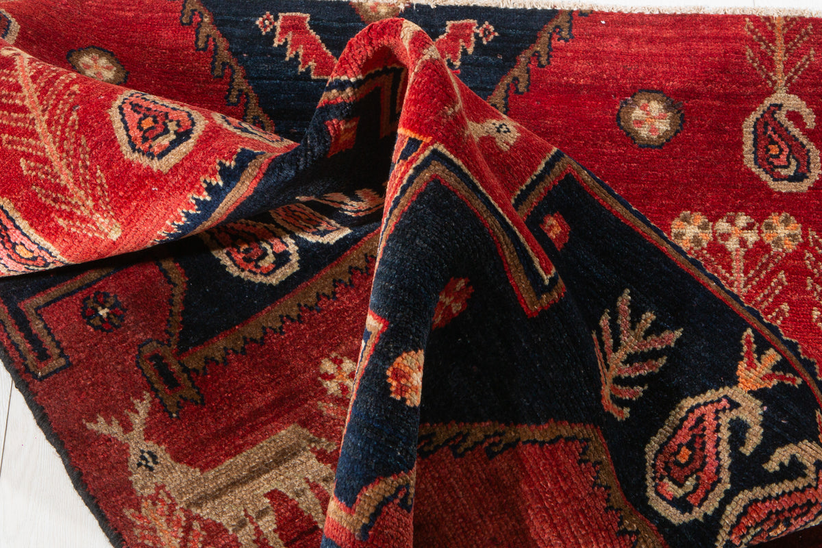 Small Vintage Red Rug – 3' 8" x 2' 11" (113 x 90 cm)