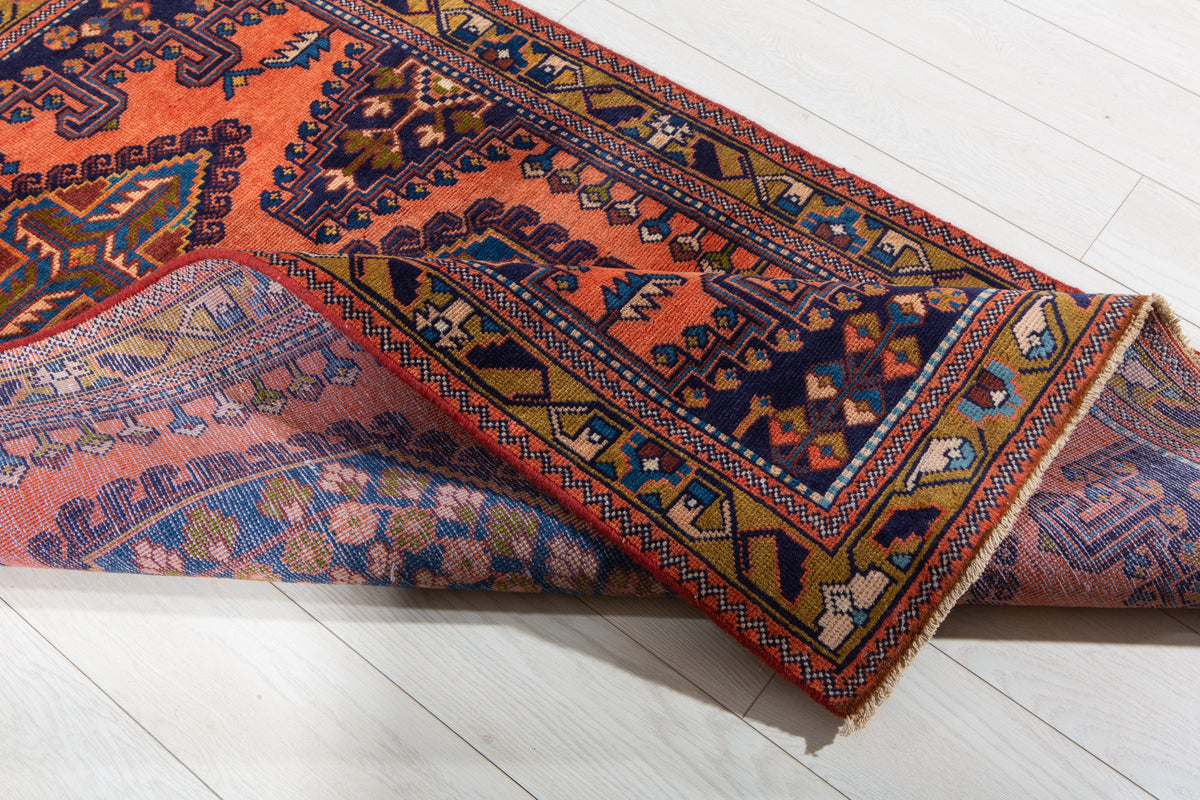 Small Vintage Orange-Red & Blue Rug – 5' 3" x 3' 5" (159 x 105 cm)