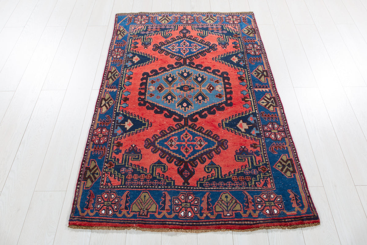 Small Vintage Orange-Red & Blue Rug – 5' 0" x 3' 4" (153 x 101 cm)