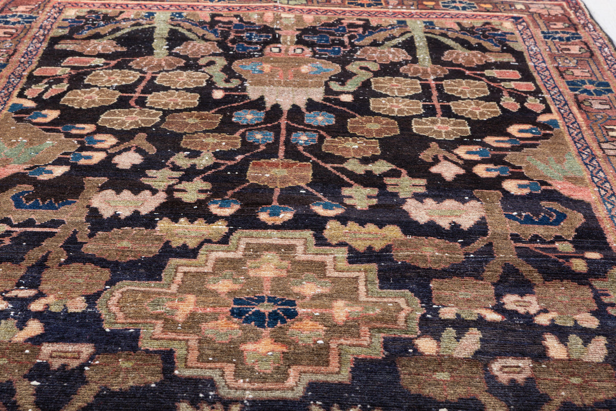 Antique Floral Medallion Wool Rug, Deep Navy Blue & Rust Red – 8' 9" x 3' 11" (266 x 119 cm)